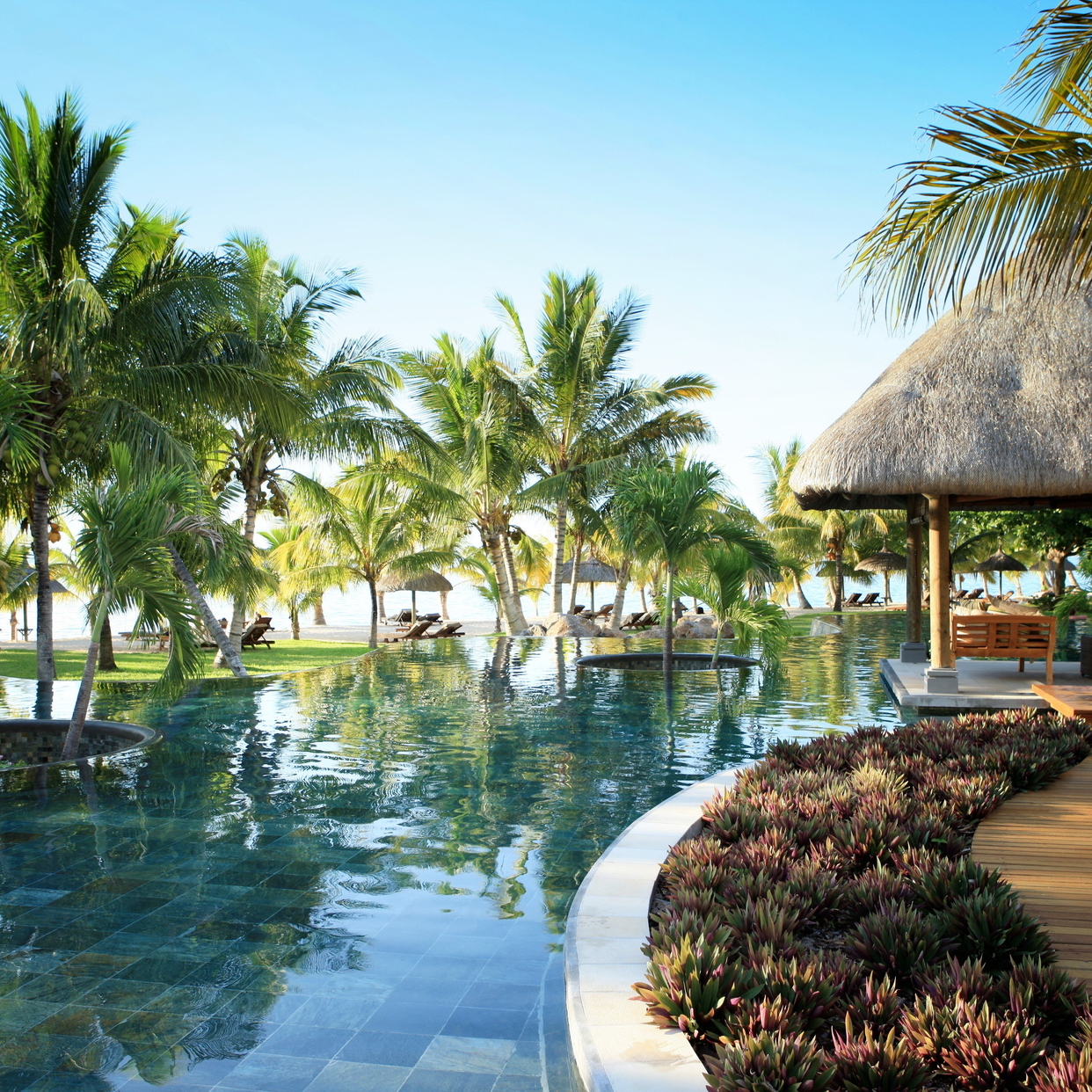 LUX* LE MORNE RESORT /LIFESTYLE_4_792x528-1